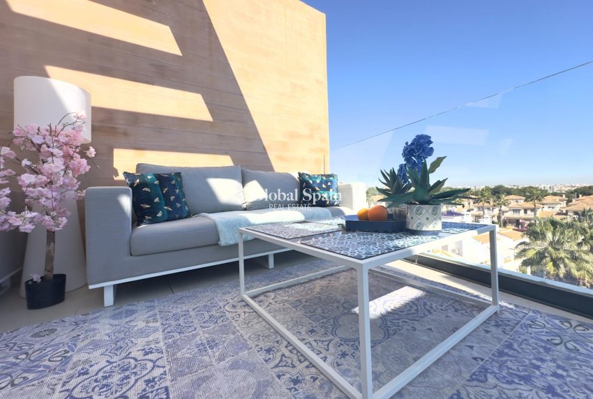 Odsprzedaż - PENTHOUSE -
ORIHUELA COSTA - Los Dolses