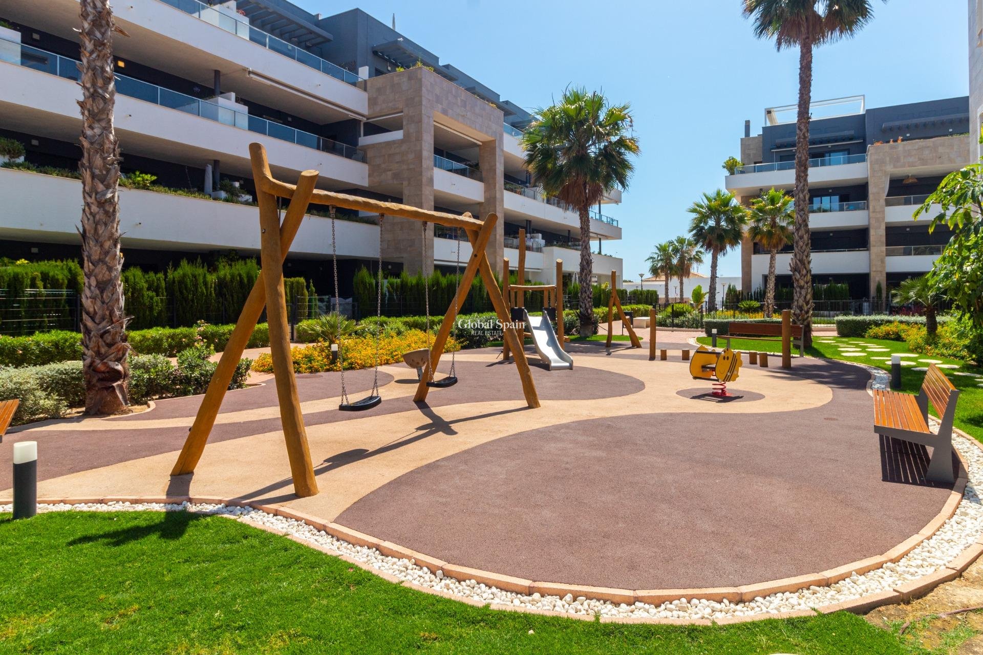 Odsprzedaż - PENTHOUSE -
ORIHUELA COSTA - Playa Flamenca