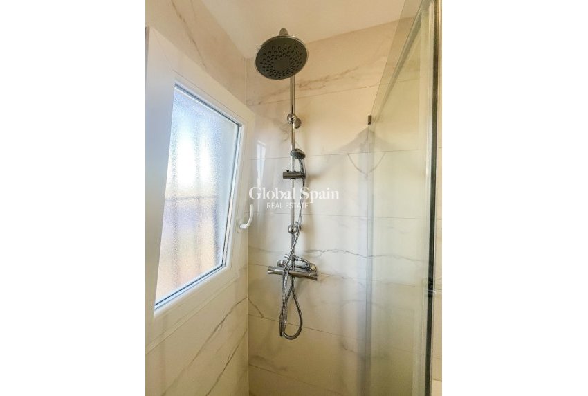 Odsprzedaż - PENTHOUSE -
ORIHUELA COSTA - Punta Prima