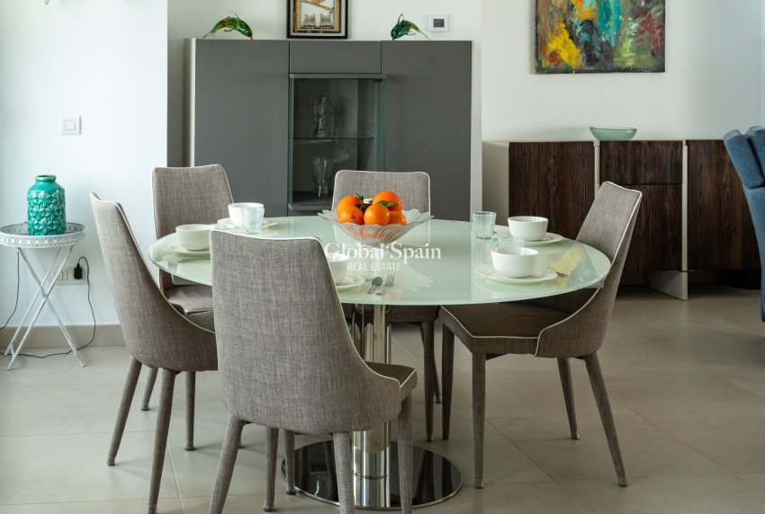 Odsprzedaż - PENTHOUSE -
ORIHUELA COSTA - Punta Prima