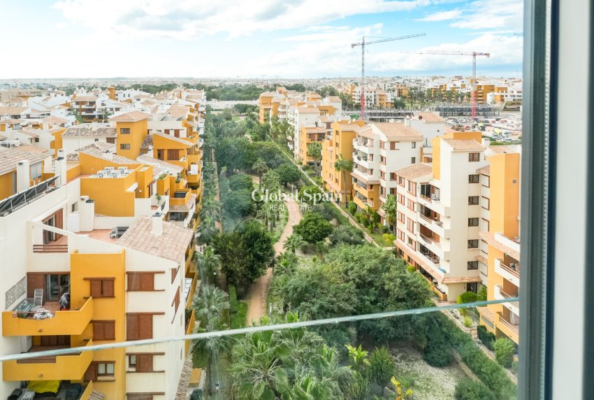 Odsprzedaż - PENTHOUSE -
ORIHUELA COSTA - Punta Prima