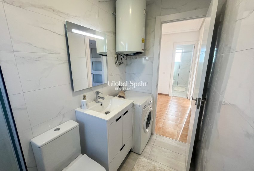 Odsprzedaż - PENTHOUSE -
ORIHUELA COSTA - Punta Prima