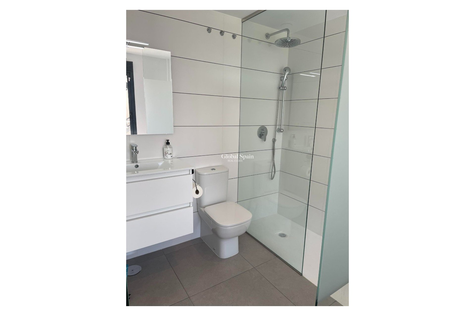 Odsprzedaż - PENTHOUSE -
ORIHUELA COSTA - VILLAMARTÍN