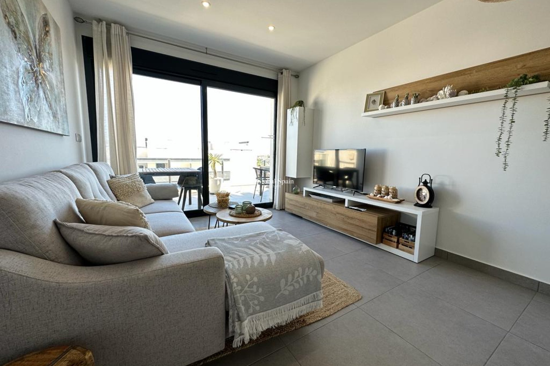 Odsprzedaż - PENTHOUSE -
ORIHUELA COSTA - VILLAMARTÍN