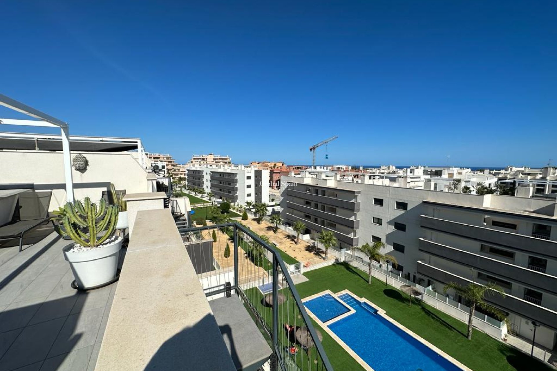 Odsprzedaż - PENTHOUSE -
ORIHUELA COSTA - VILLAMARTÍN