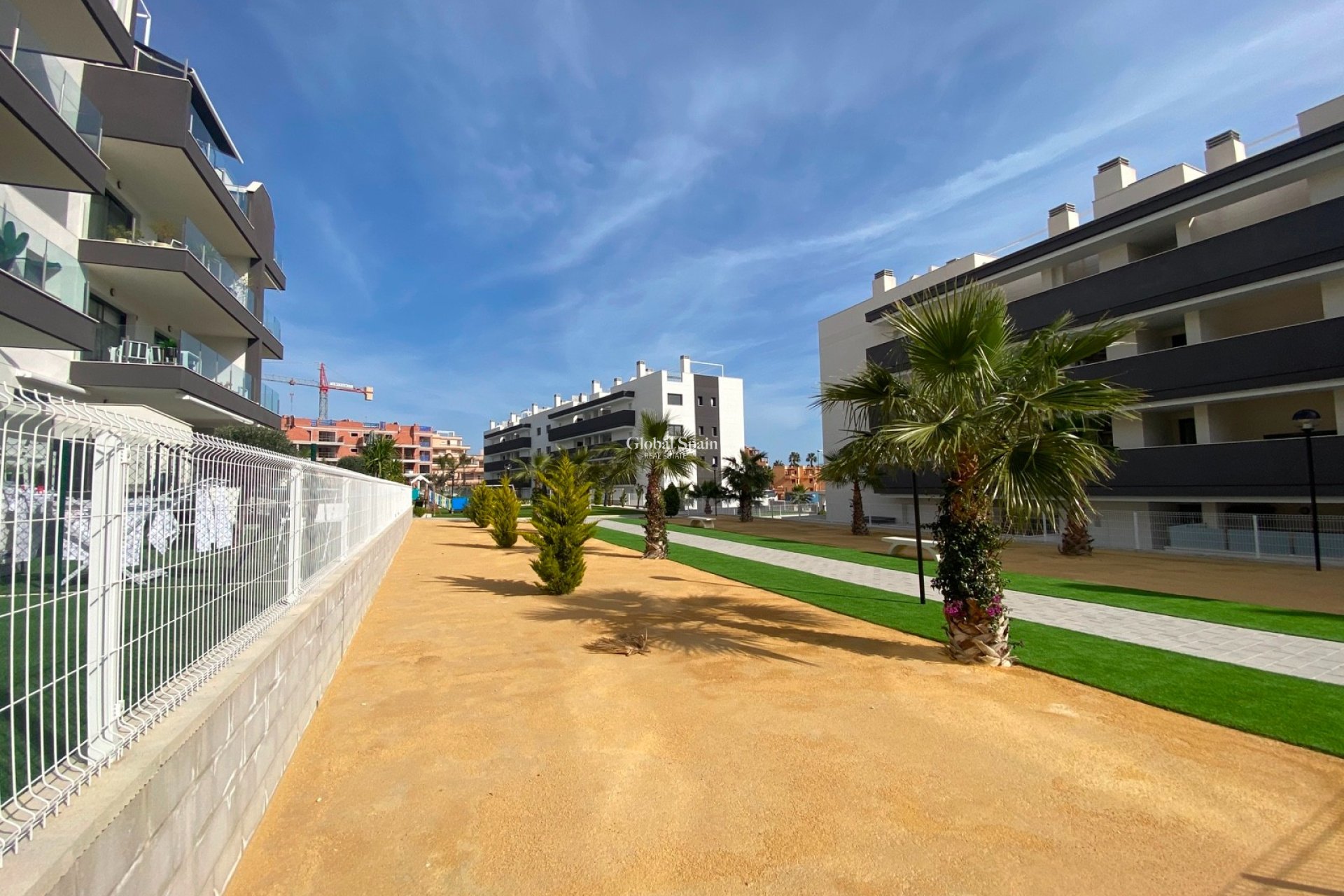 Odsprzedaż - PENTHOUSE -
ORIHUELA COSTA - VILLAMARTÍN