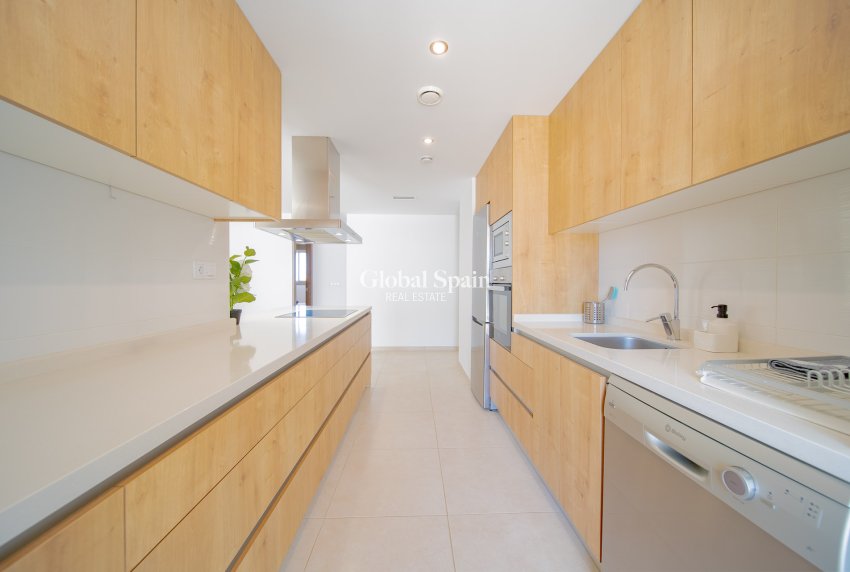 Odsprzedaż - PENTHOUSE -
ORIHUELA COSTA - VILLAMARTÍN