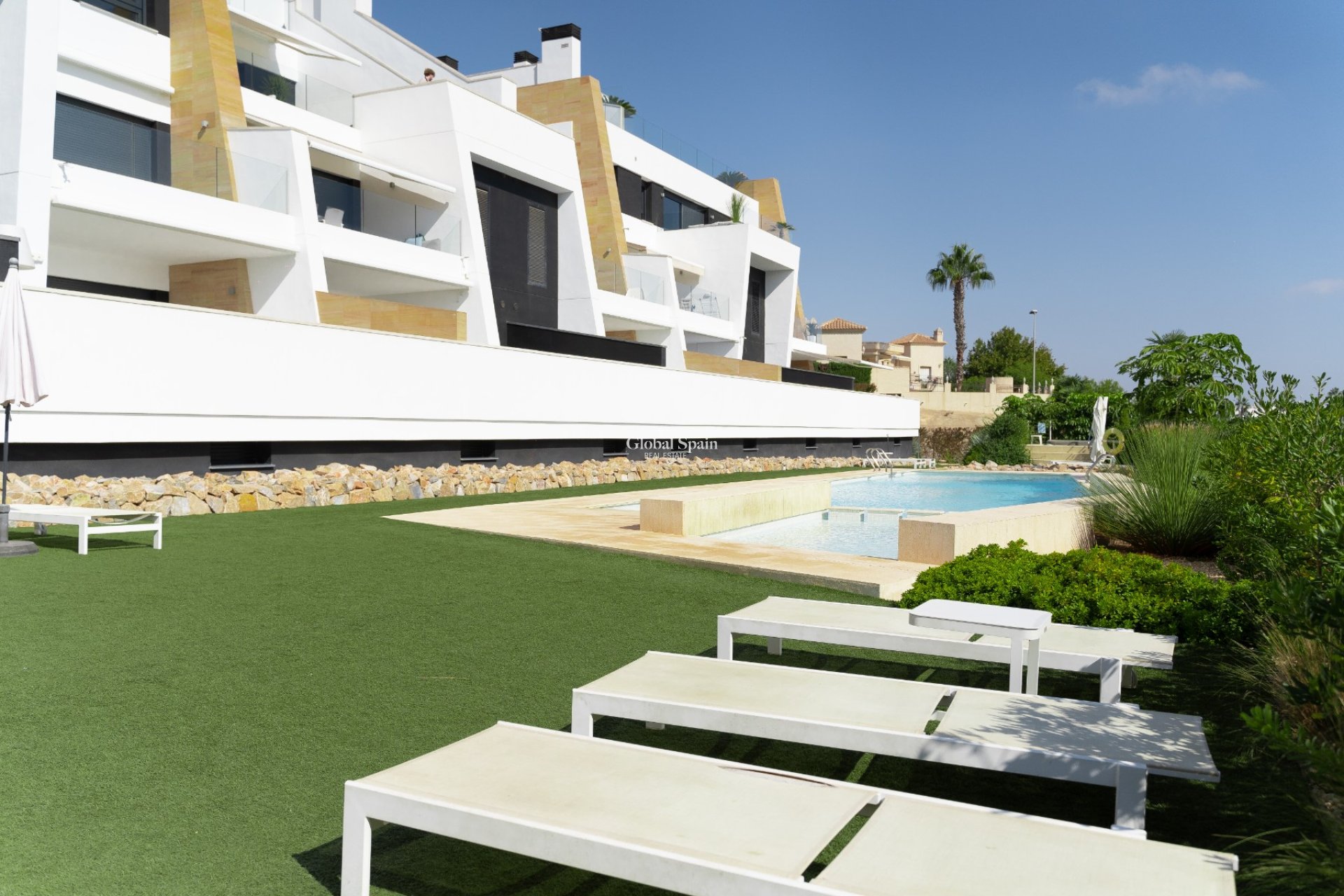 Odsprzedaż - PENTHOUSE -
ORIHUELA COSTA - 