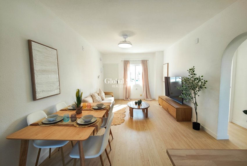 Odsprzedaż - PENTHOUSE -
ORIHUELA COSTA - 