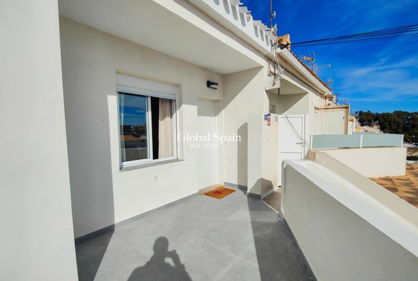 Odsprzedaż - PENTHOUSE -
ORIHUELA COSTA - 
