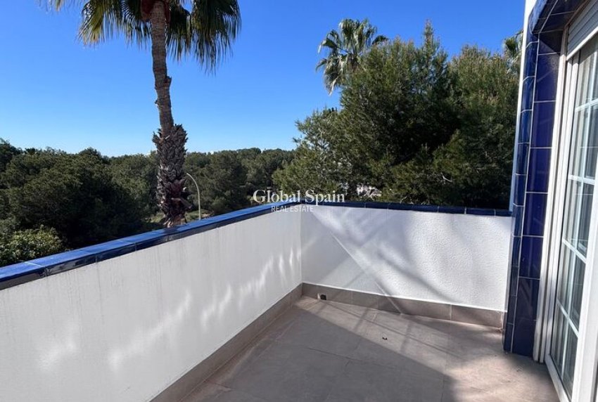 Odsprzedaż - PENTHOUSE -
ORIHUELA COSTA - 