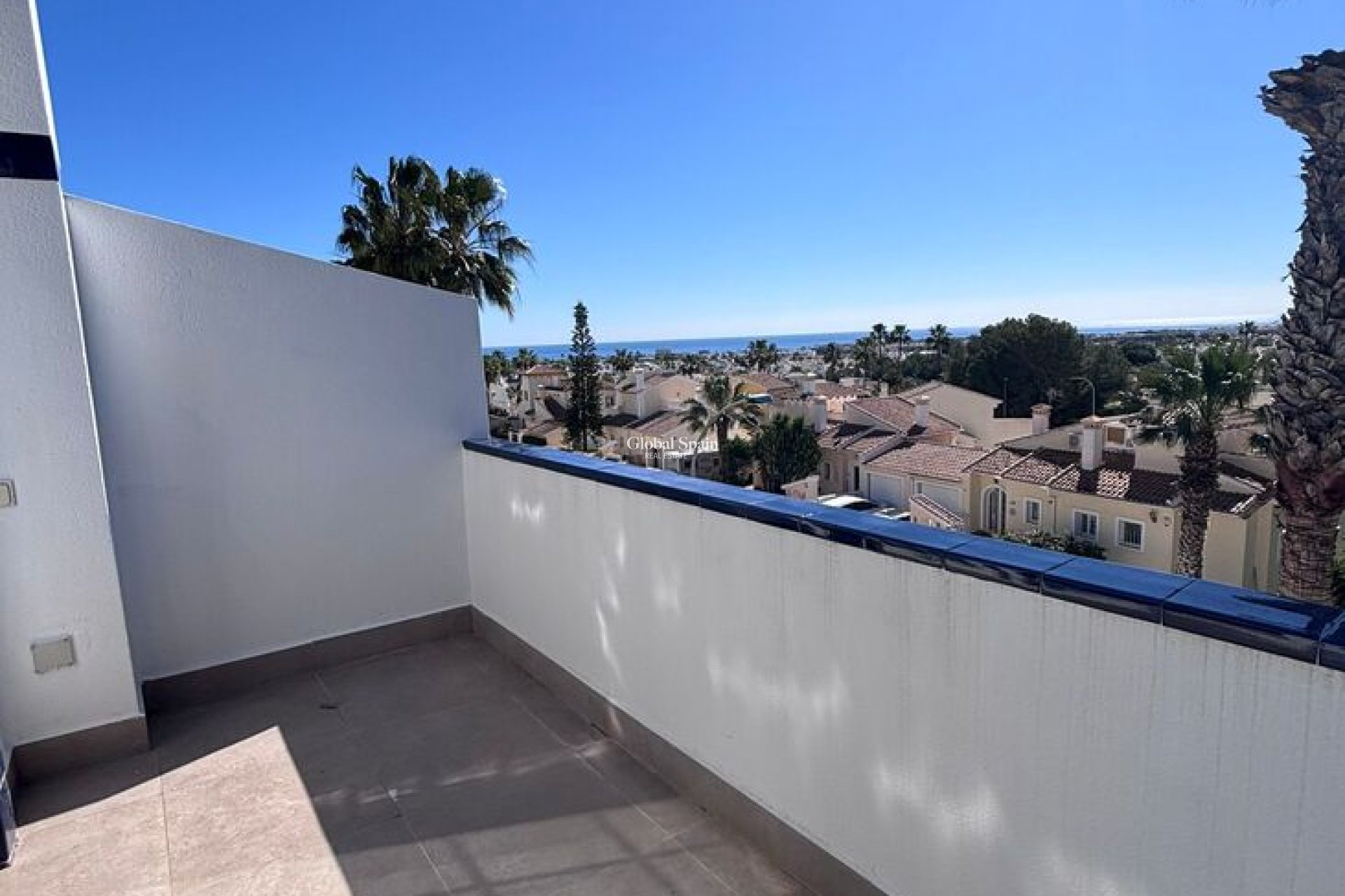 Odsprzedaż - PENTHOUSE -
ORIHUELA COSTA - 