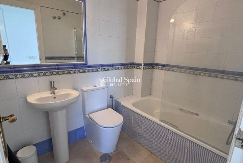 Odsprzedaż - PENTHOUSE -
ORIHUELA COSTA - 