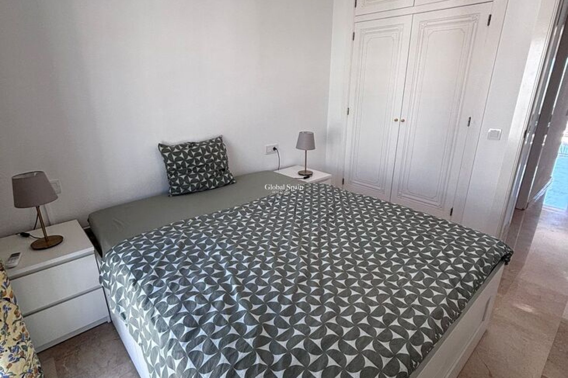 Odsprzedaż - PENTHOUSE -
ORIHUELA COSTA - 