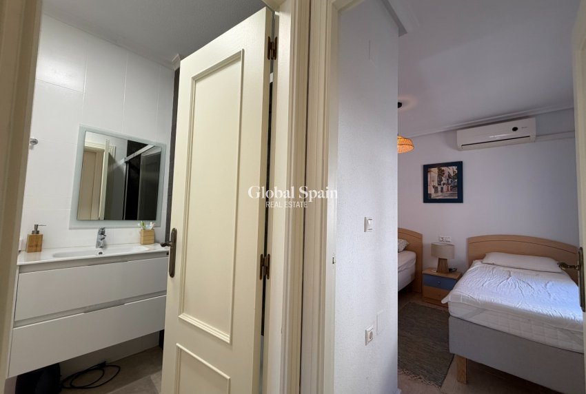 Odsprzedaż - PENTHOUSE -
ORIHUELA COSTA - 