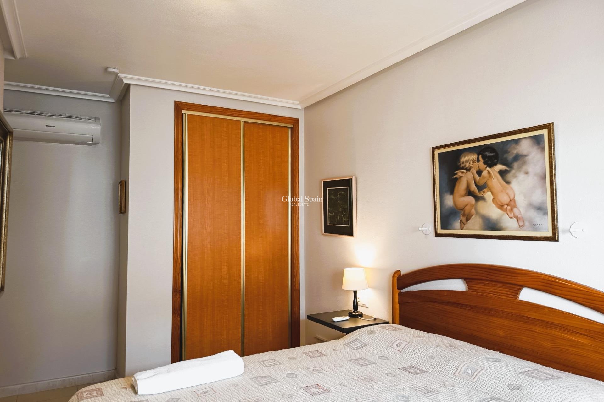 Odsprzedaż - PENTHOUSE -
ORIHUELA COSTA - 