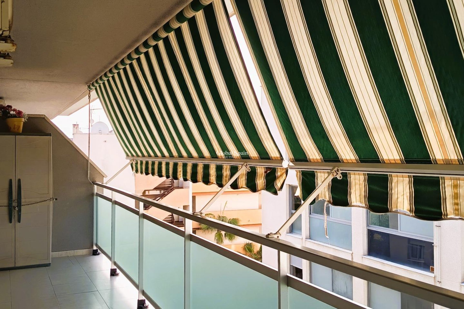 Odsprzedaż - PENTHOUSE -
ORIHUELA COSTA - 