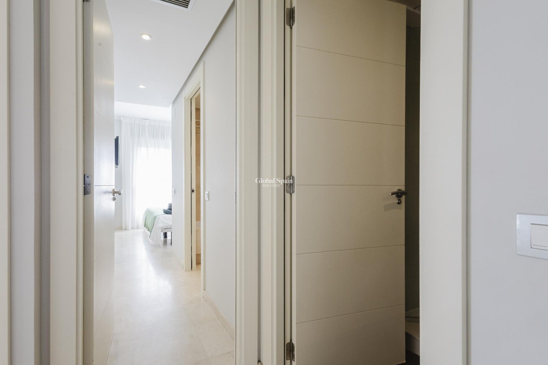 Odsprzedaż - PENTHOUSE -
ORIHUELA COSTA - 