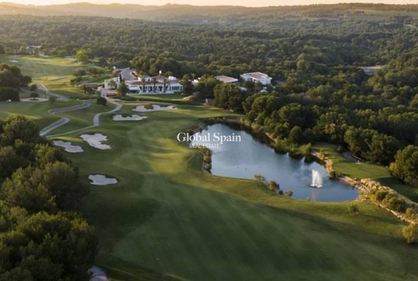 Odsprzedaż - PENTHOUSE -
ORIHUELA COSTA - 