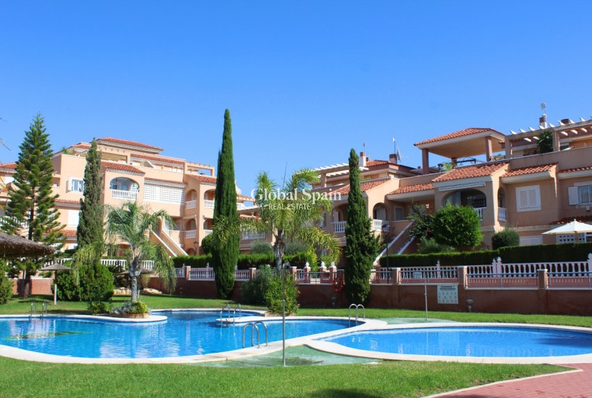 Odsprzedaż - PENTHOUSE -
ORIHUELA COSTA - 