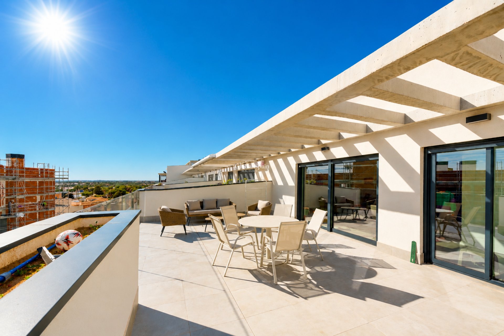 Odsprzedaż - PENTHOUSE -
ORIHUELA COSTA - 