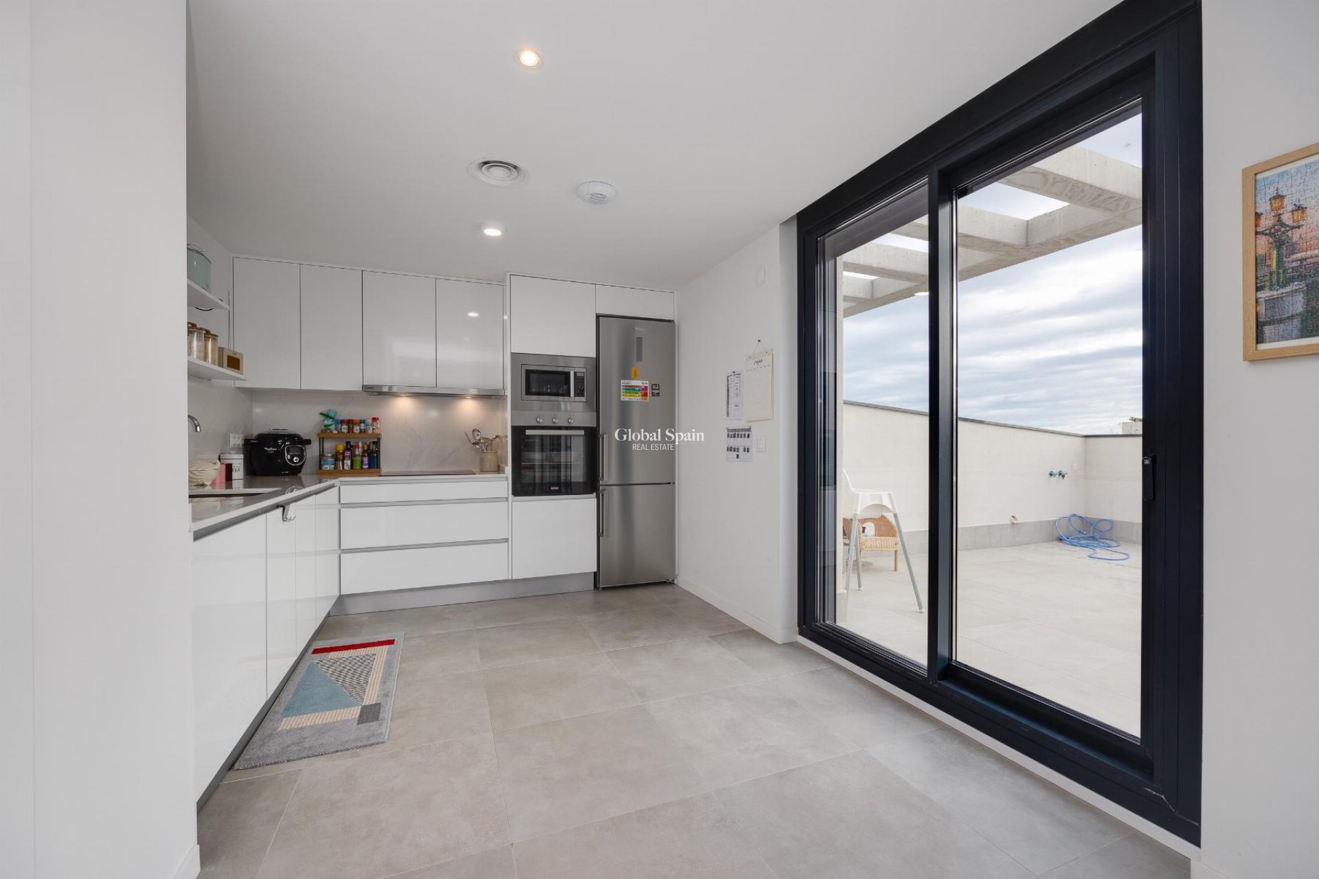 Odsprzedaż - PENTHOUSE -
ORIHUELA COSTA - 