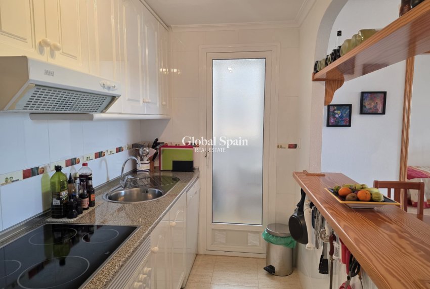 Odsprzedaż - PENTHOUSE -
ORIHUELA COSTA - 