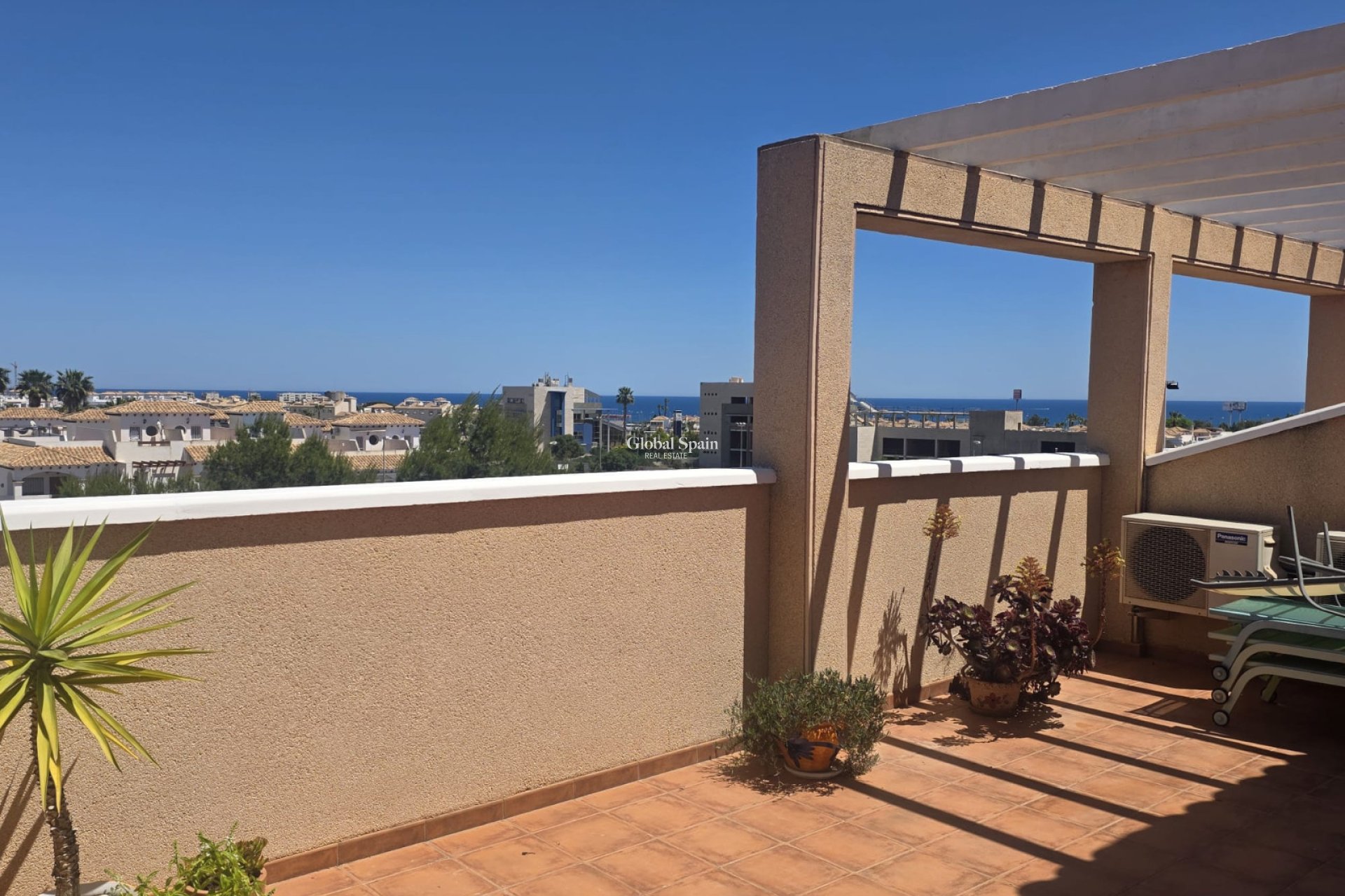 Odsprzedaż - PENTHOUSE -
ORIHUELA COSTA - 