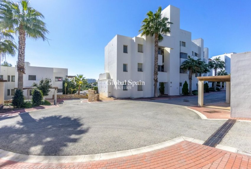 Odsprzedaż - PENTHOUSE -
ORIHUELA COSTA - 