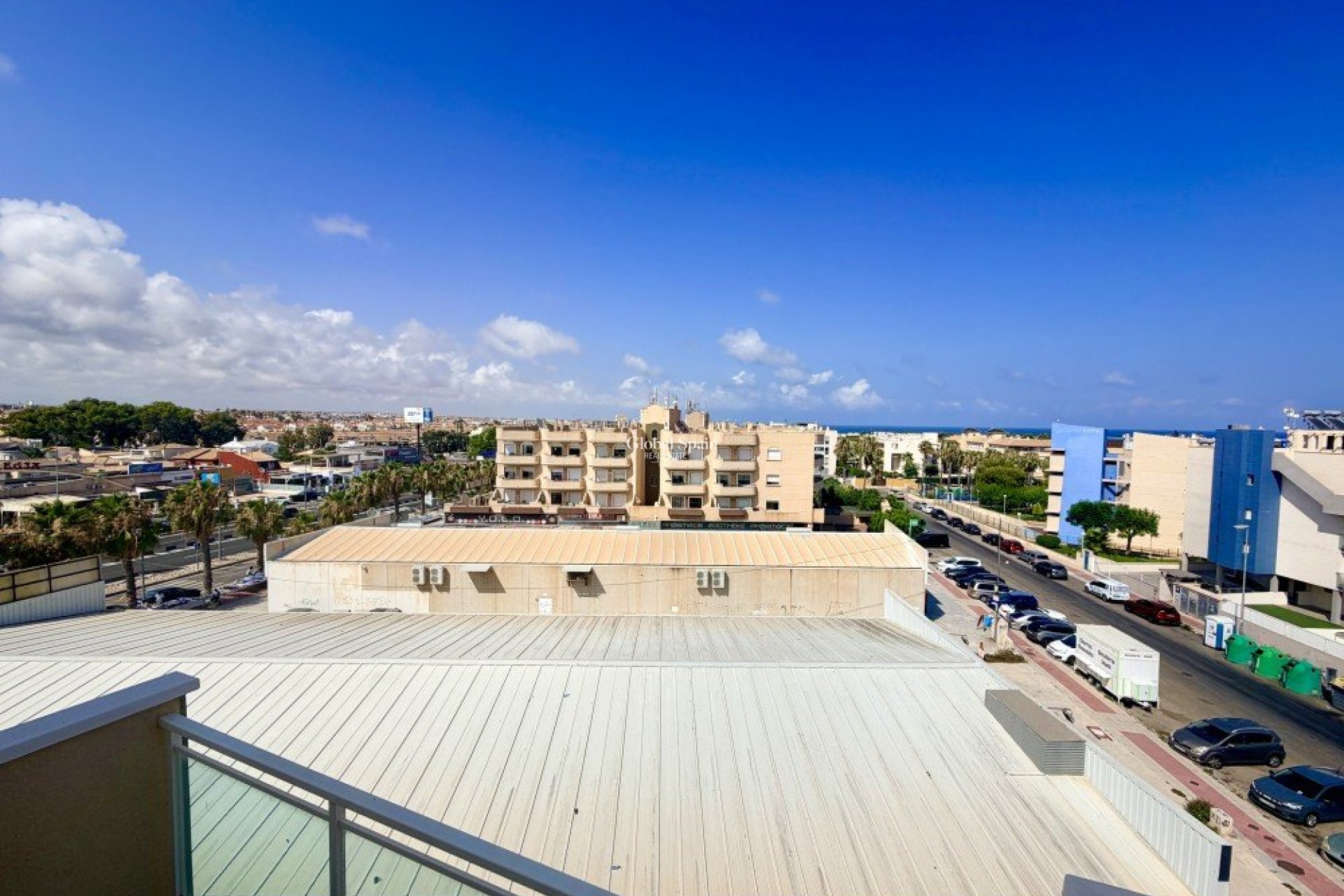 Odsprzedaż - PENTHOUSE -
ORIHUELA COSTA - 