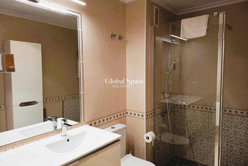 Odsprzedaż - PENTHOUSE -
ORIHUELA COSTA - 