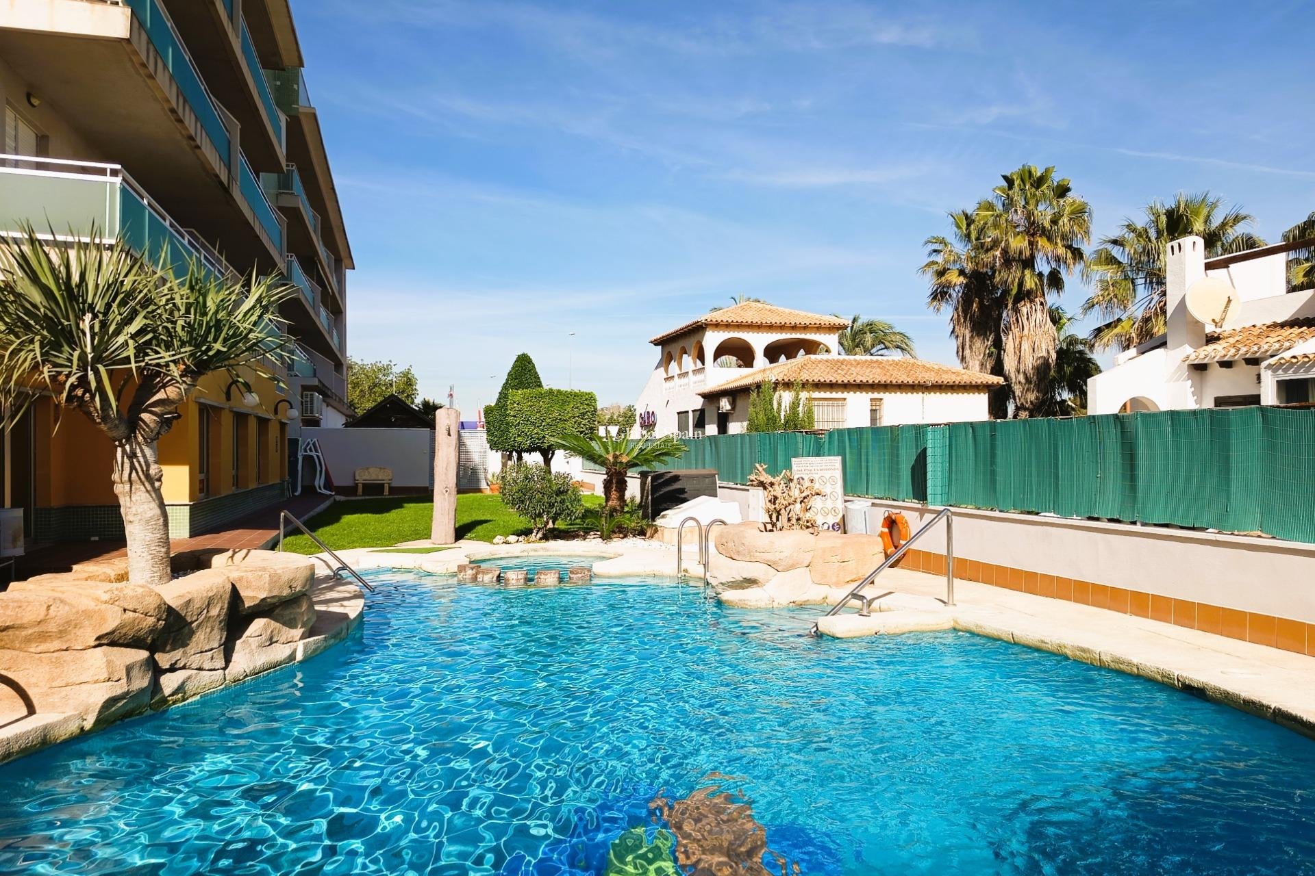 Odsprzedaż - PENTHOUSE -
ORIHUELA COSTA - 