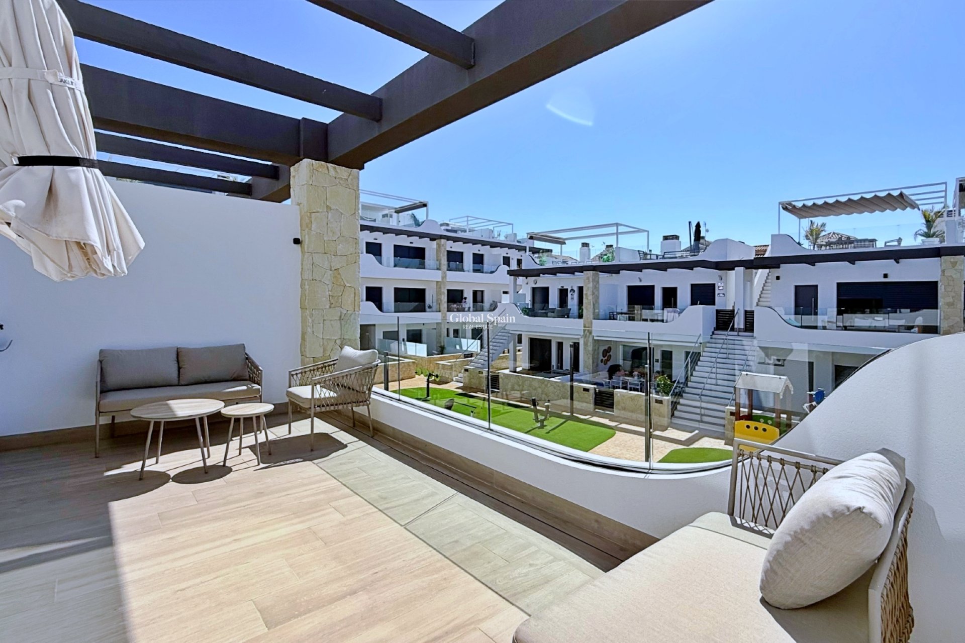 Odsprzedaż - PENTHOUSE -
ORIHUELA COSTA - 