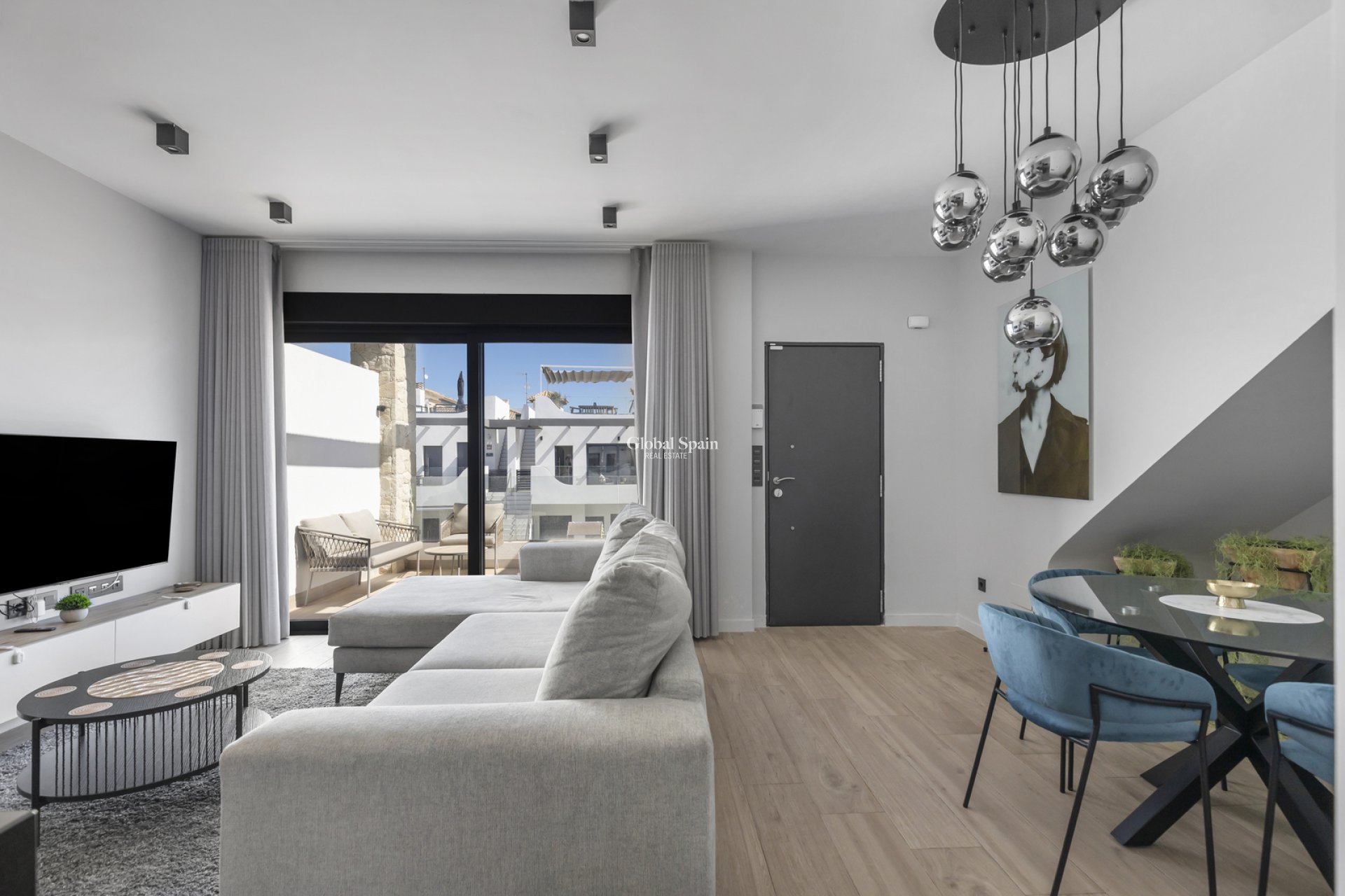 Odsprzedaż - PENTHOUSE -
ORIHUELA COSTA - 