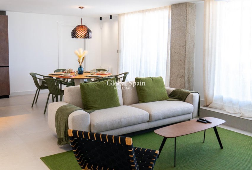 Odsprzedaż - PENTHOUSE -
ORIHUELA - Inland