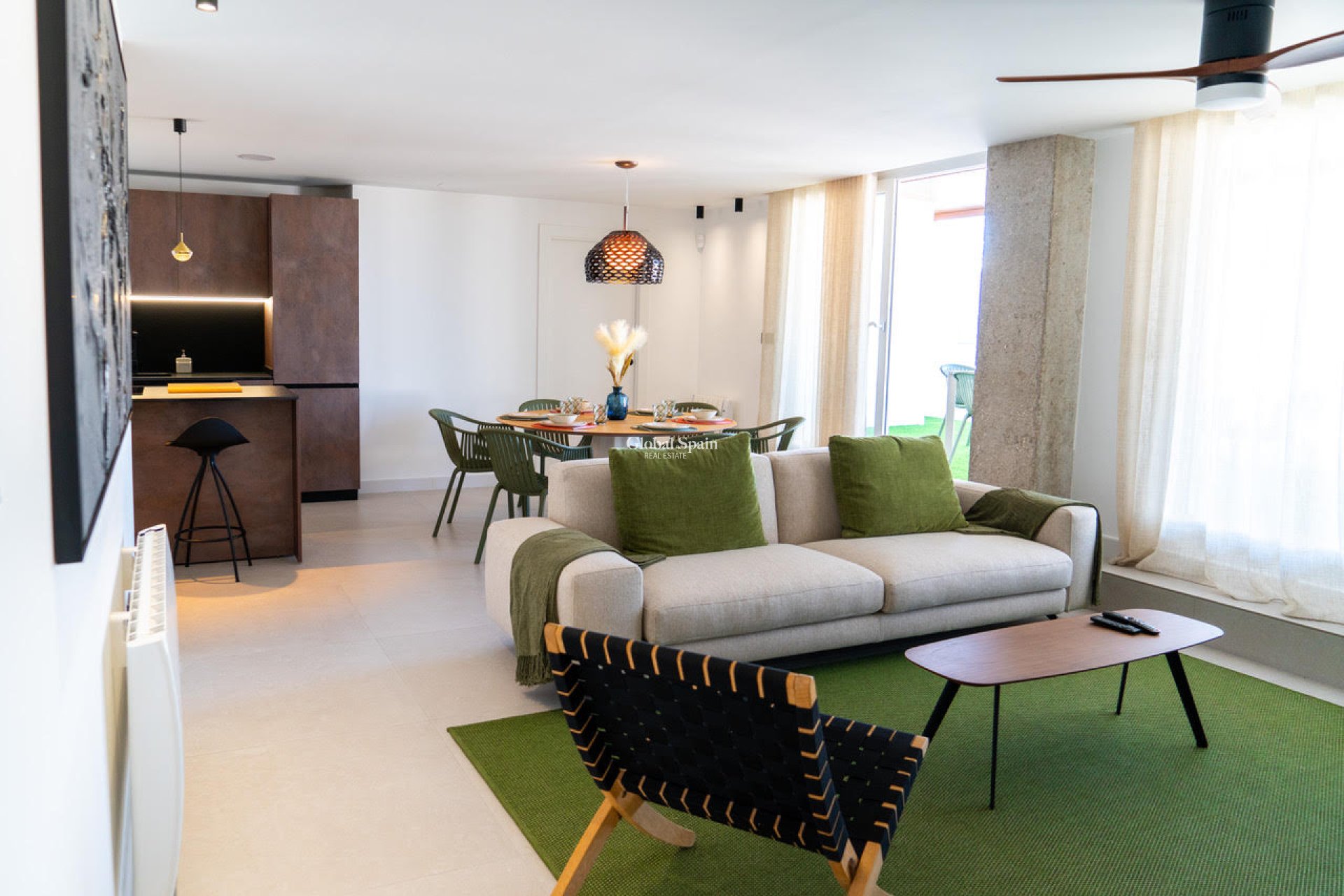 Odsprzedaż - PENTHOUSE -
ORIHUELA - Inland