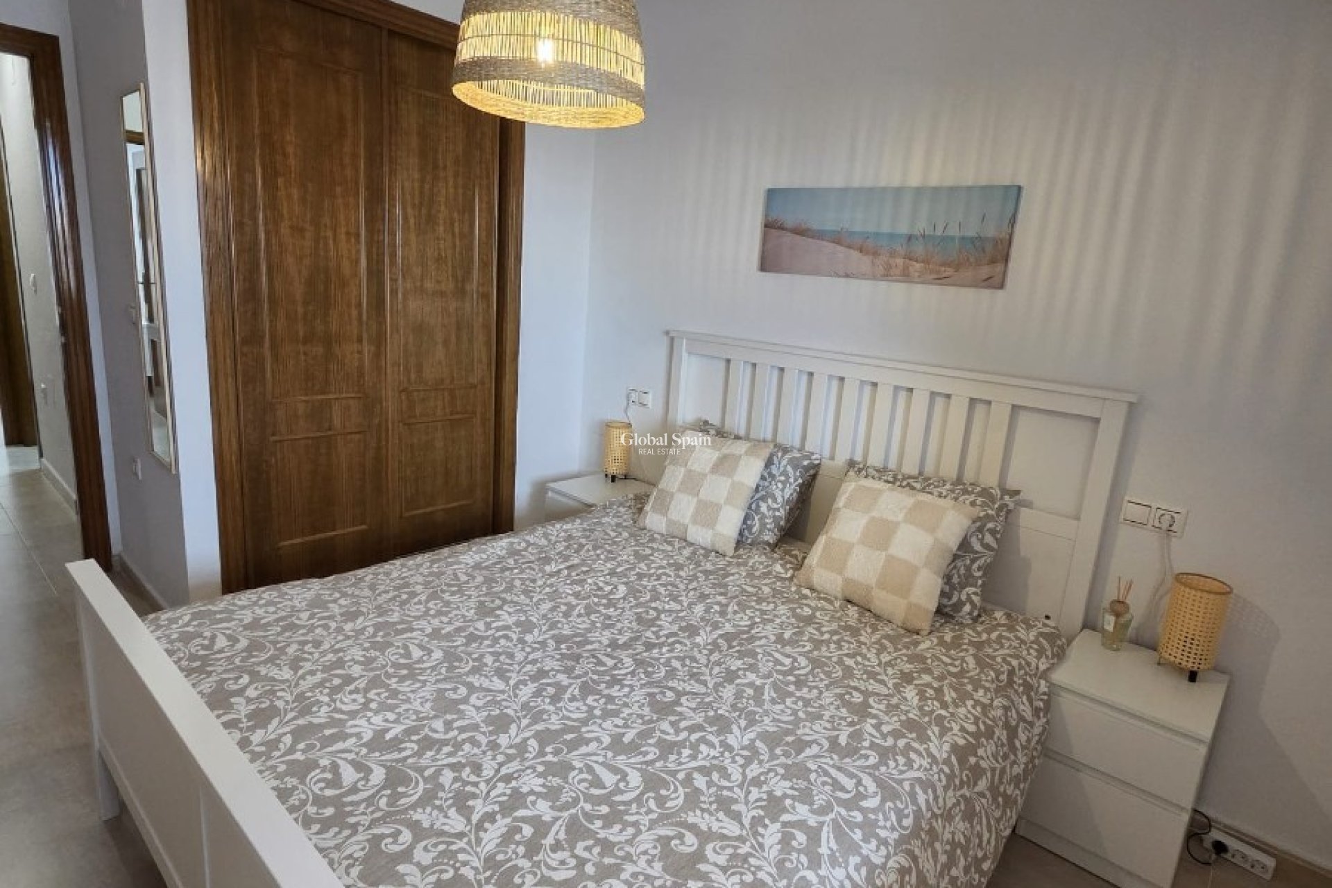 Odsprzedaż - PENTHOUSE -
ORIHUELA - Inland