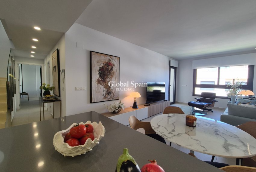 Odsprzedaż - PENTHOUSE -
ORIHUELA - Inland