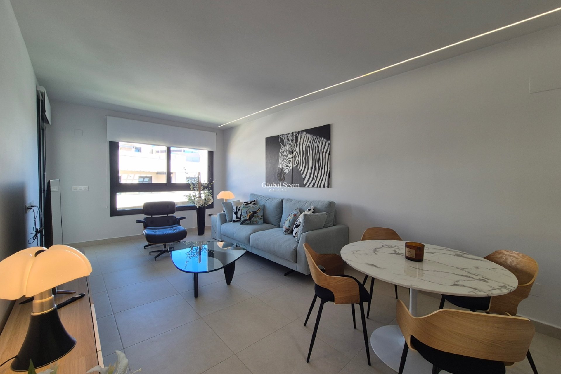 Odsprzedaż - PENTHOUSE -
ORIHUELA - Inland