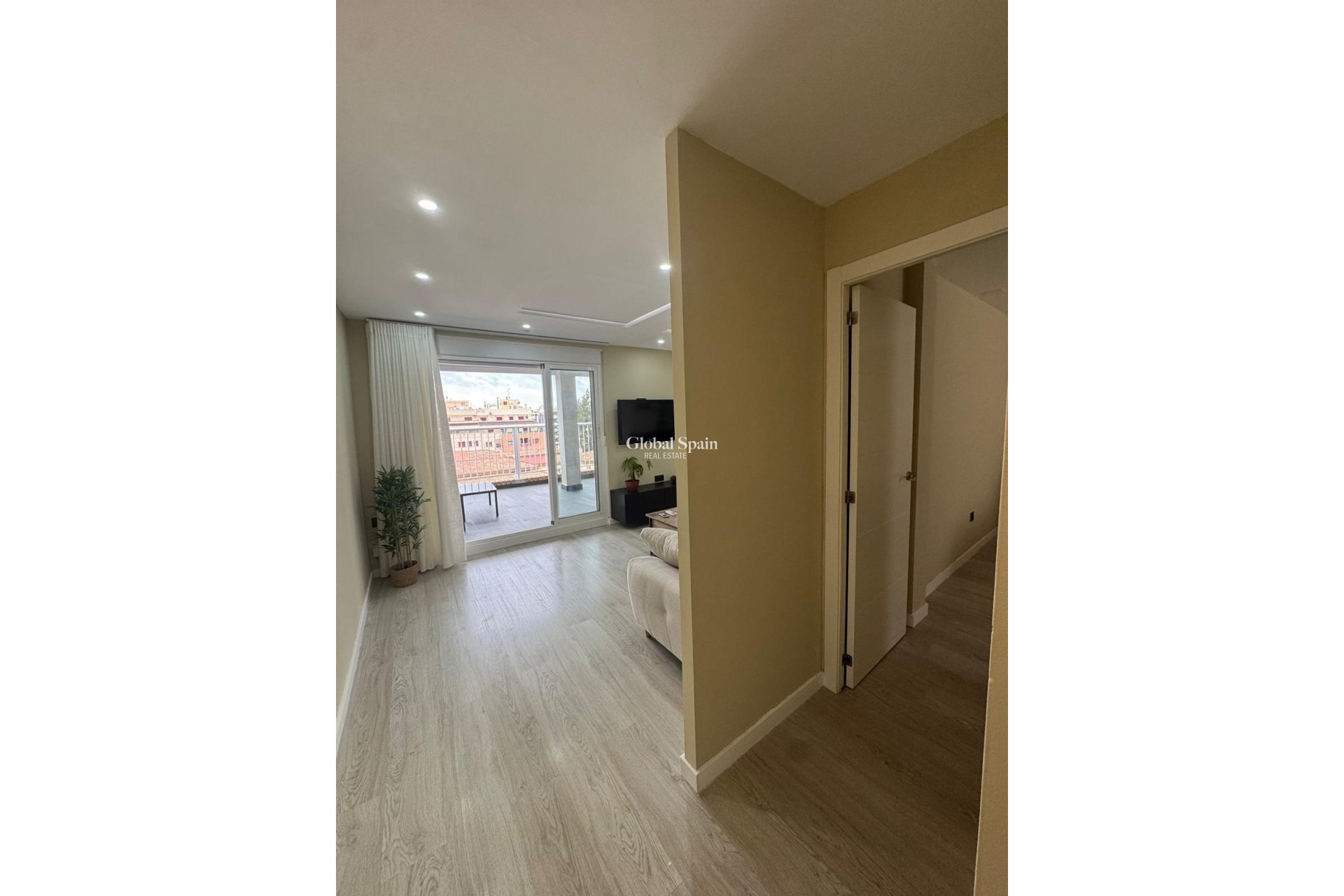 Odsprzedaż - PENTHOUSE -
ORIHUELA - Orihuela Ciudad