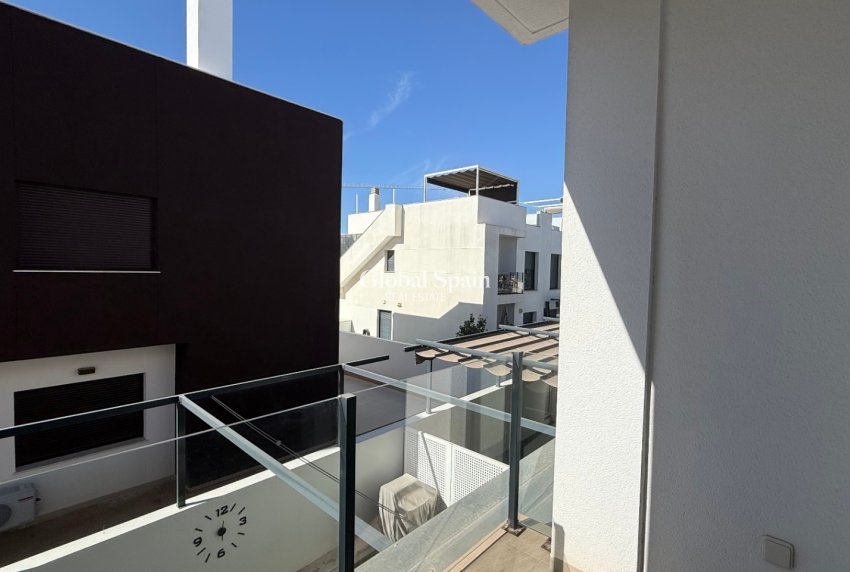 Odsprzedaż - PENTHOUSE -
PILAR DE LA HORADADA - Costa Blanca Sur