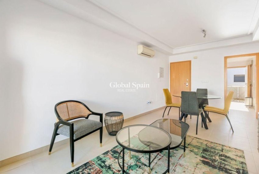 Odsprzedaż - PENTHOUSE -
PILAR DE LA HORADADA - 