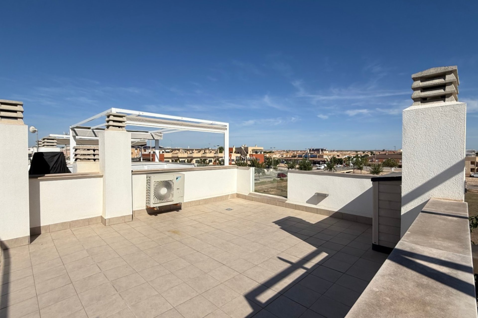 Odsprzedaż - PENTHOUSE -
PILAR DE LA HORADADA - 