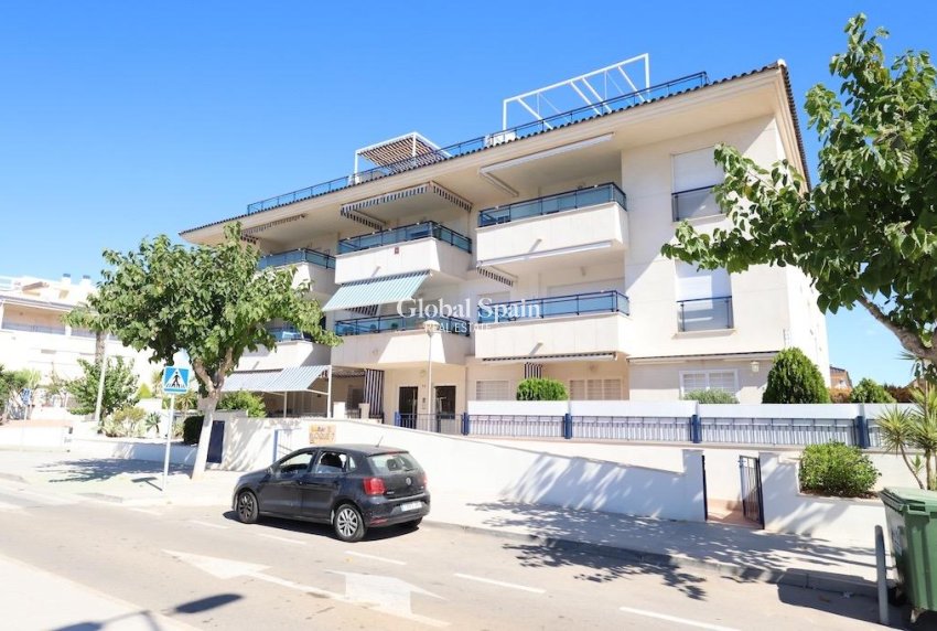 Odsprzedaż - PENTHOUSE -
PILAR DE LA HORADADA - 