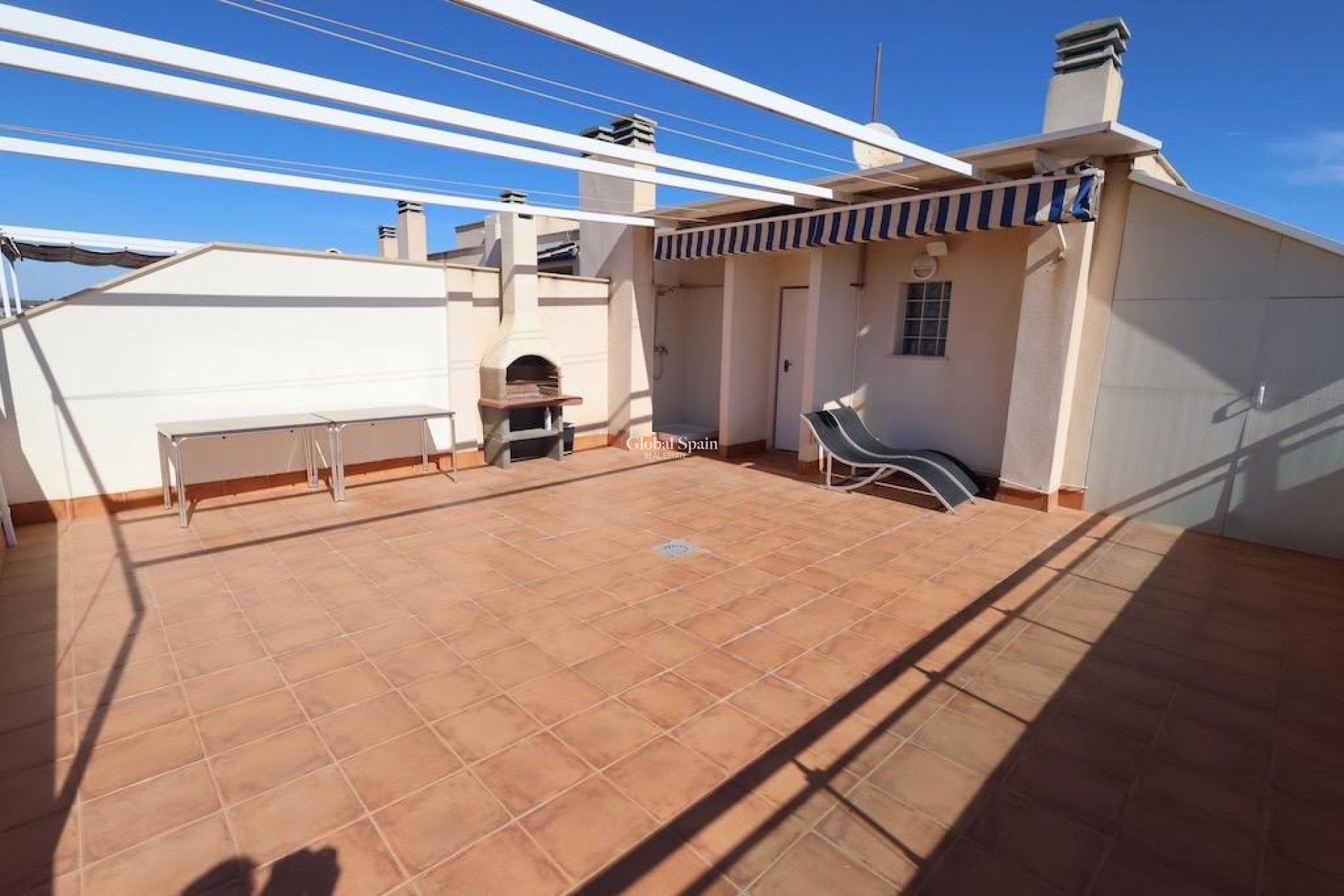 Odsprzedaż - PENTHOUSE -
PILAR DE LA HORADADA - 