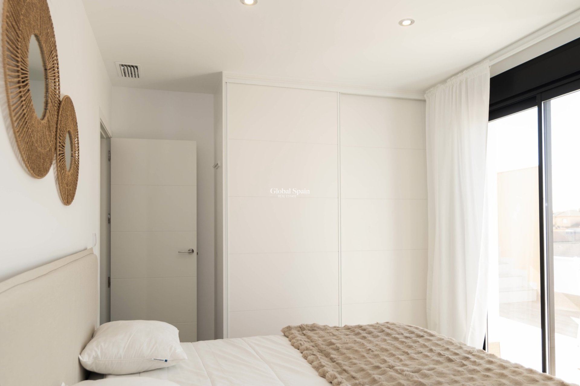 Odsprzedaż - PENTHOUSE -
PILAR DE LA HORADADA - 