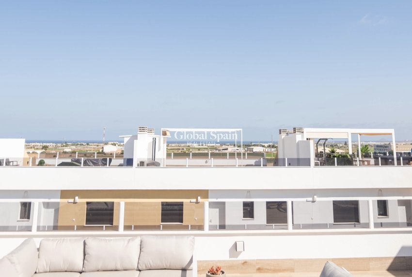 Odsprzedaż - PENTHOUSE -
PILAR DE LA HORADADA - 