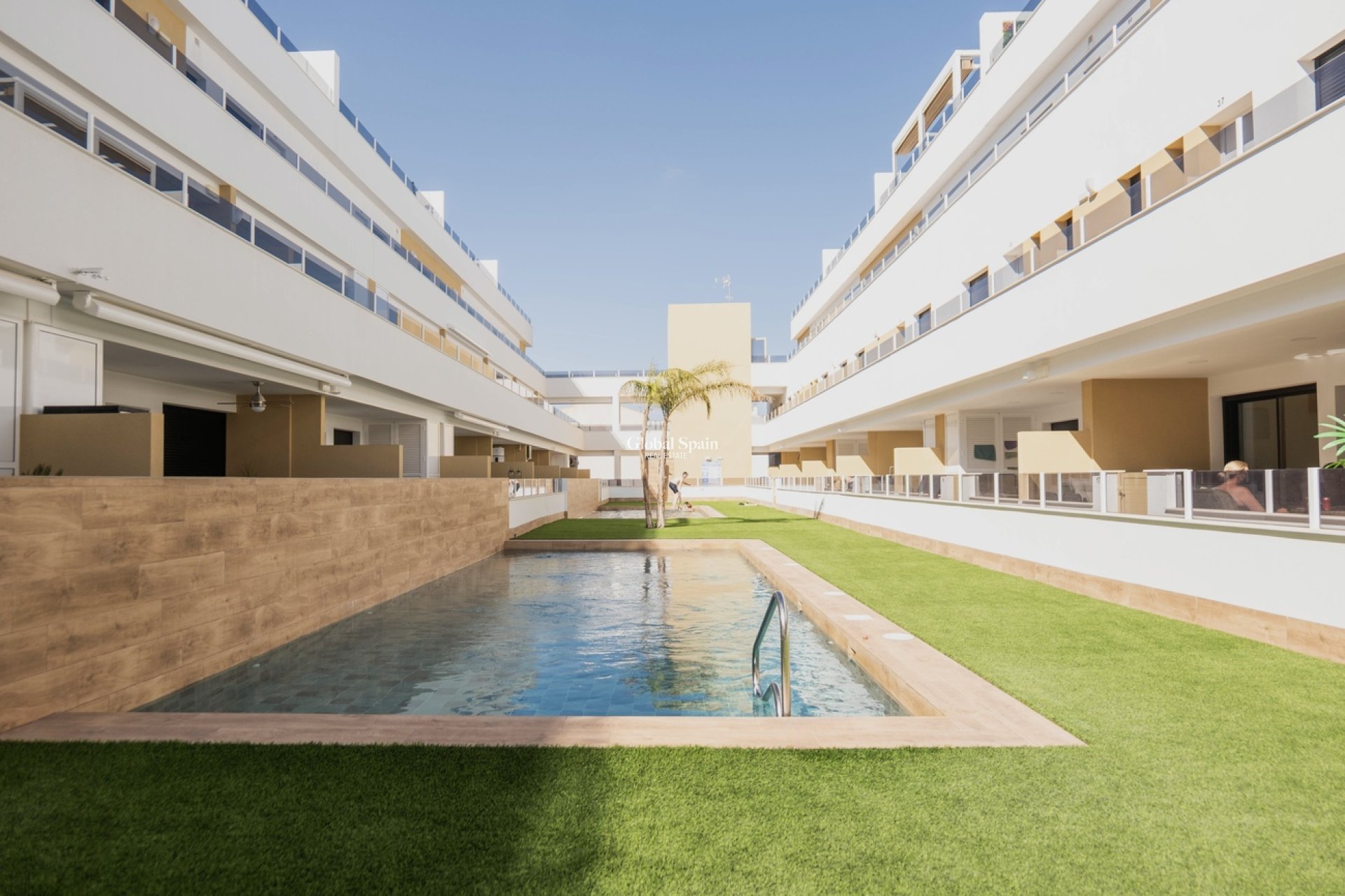 Odsprzedaż - PENTHOUSE -
PILAR DE LA HORADADA - 