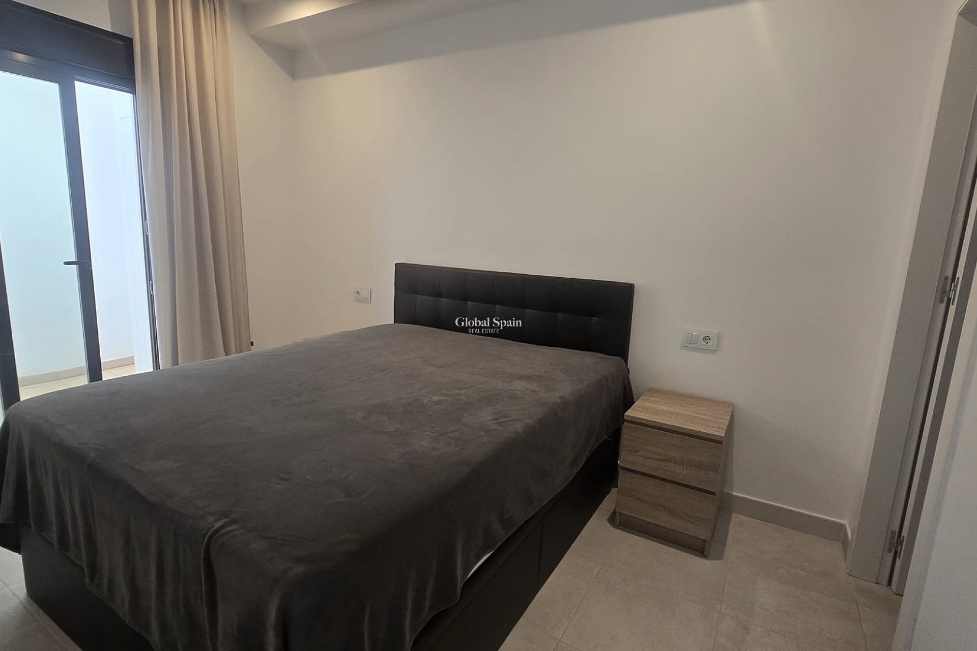 Odsprzedaż - PENTHOUSE -
PILAR DE LA HORADADA - 
