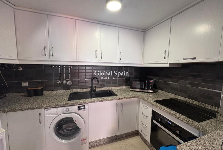 Odsprzedaż - PENTHOUSE -
PLAYA FLAMENCA - Costa Blanca